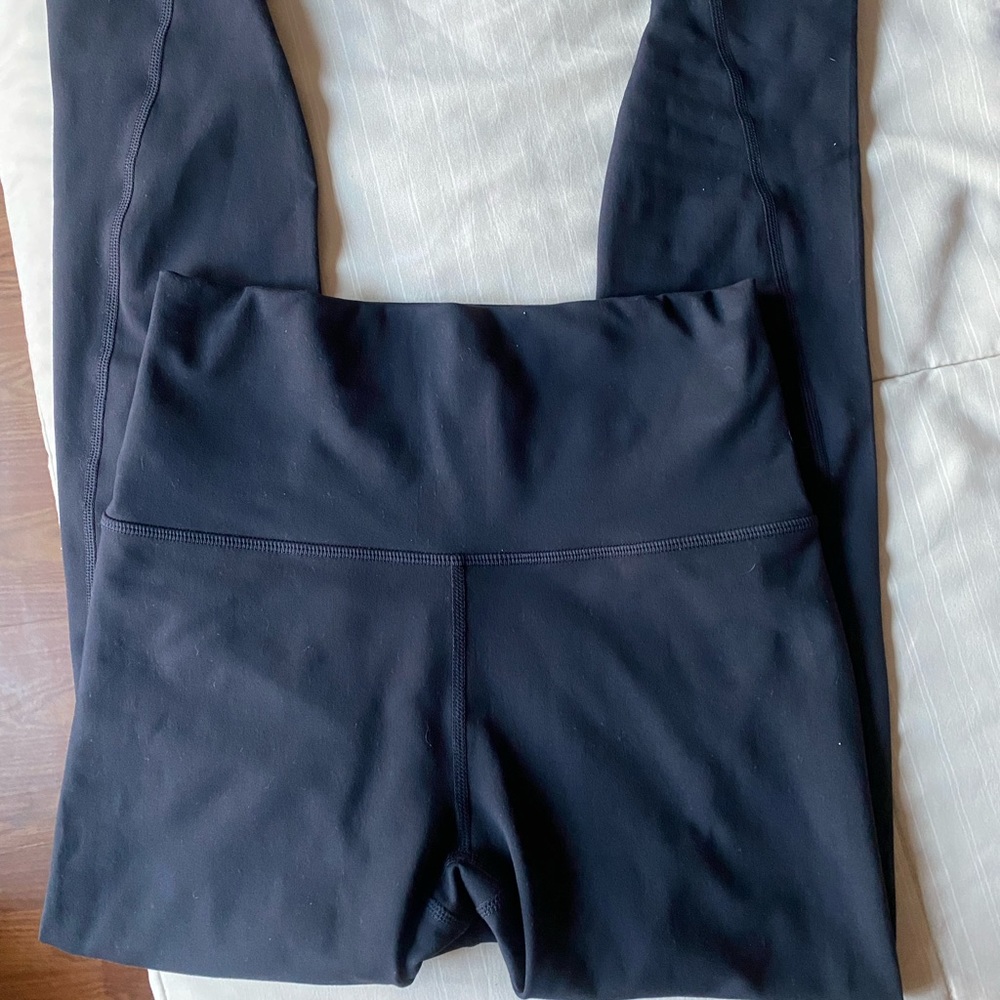 Fabletics Ultra high waisted pure luxe essential 7/8 legging